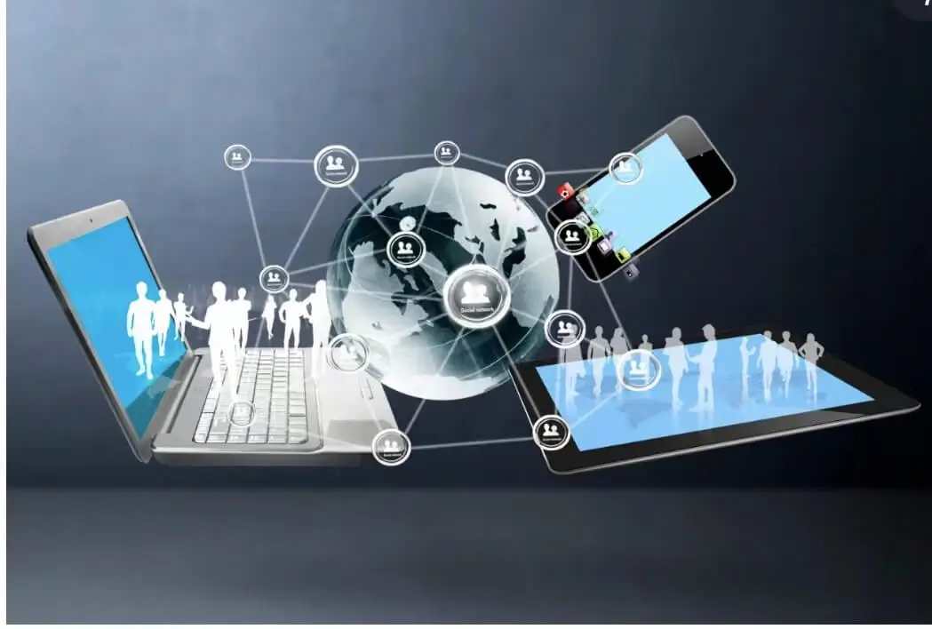 龙虾的虾膏在哪个位置