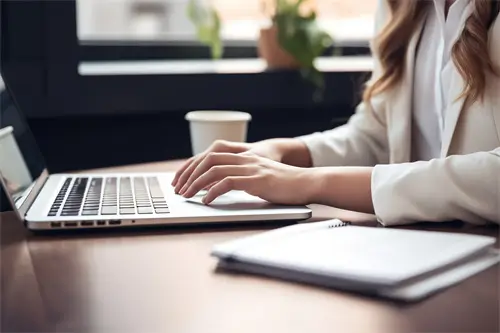 蔓越莓和西梅哪个好